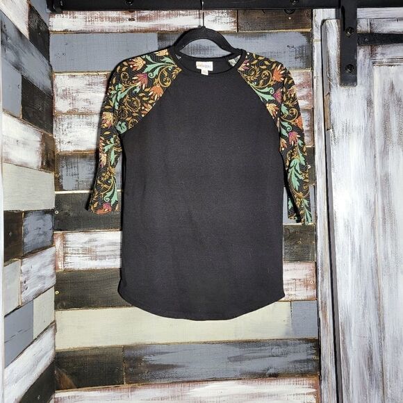 LulaRoe Randy Baseball Tee Top 3/4 Length Sleeves - Picture 2 of 6